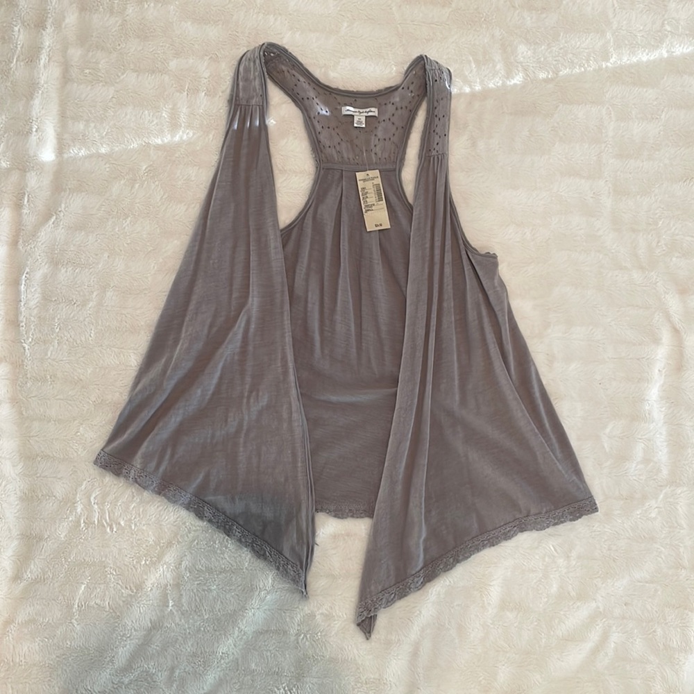 AE vest